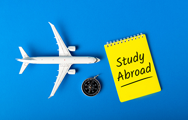 विदेश में अध्ययन के लिए सरलीकृत यूनियन शिक्षा ऋण के साथ विदेश में शिक्षा के सपने को करें साकार
